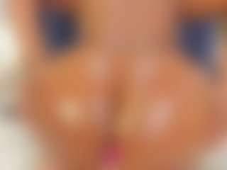 Milf Mia's Live Sex Cam Show
