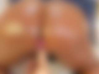 Milf Mia's Live Sex Cam Show
