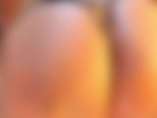Live cam show with Milf Mia - Joi on CamClone
