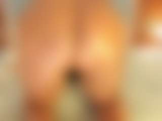 Milf Mia's Live Sex Cam Show