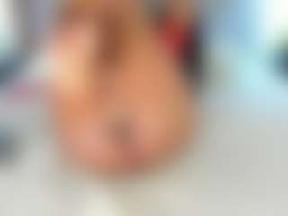 Milf Mia's Live Sex Cam Show