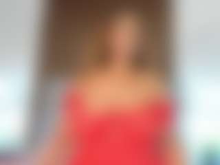 Live cam show with Milf Mia - Brown Eyes Curvy on xxxlivecams.org