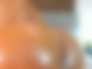 Milf Mia's Live Sex Cam Show