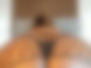 Live cam show with Milf Mia - BBW on CamSodaAdn