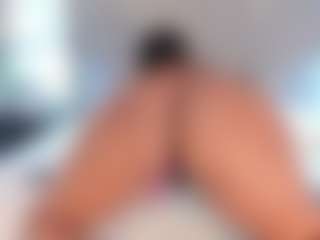 Milf Mia's Live Sex Cam Show