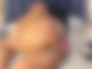 Milf Mia's Live Sex Cam Show