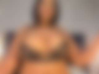 Live cam show with Milf Mia - Domination on thefappeningchat.com