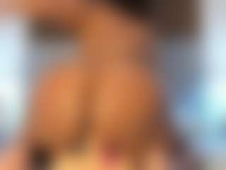 Milf Mia's Live Sex Cam Show