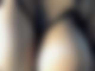 Live cam show with Milf Mia - Black BBW on Camsoda | colombia