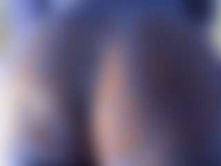 Live cam show with Milf Mia - Role Play on friskycurves.com