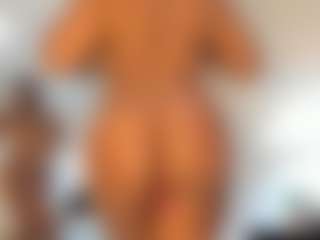 Milf Mia's Live Sex Cam Show