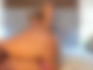 Milf Mia's Live Sex Cam Show