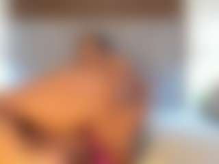 Milf Mia's Live Sex Cam Show