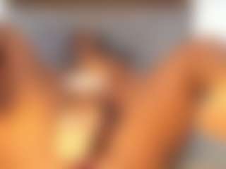 Milf Mia's Live Sex Cam Show