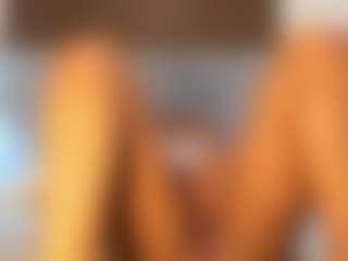 Milf Mia's Live Sex Cam Show