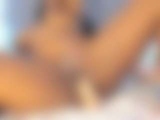 Milf Mia's Live Sex Cam Show
