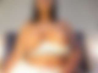 Milf Mia's Live Sex Cam Show