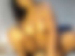 Live cam show with Milf Mia - BBW Ebony on slutload
