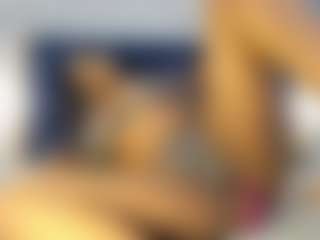 Milf Mia's Live Sex Cam Show