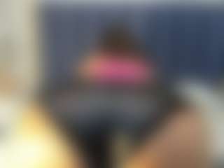 Live cam show with Milf Mia - Ebony on Camsoda | colombia