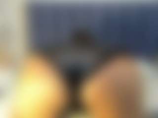 Live cam show with Milf Mia - Ebony on Camsoda | colombia