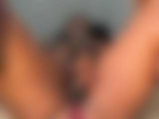 Milf Mia's Live Sex Cam Show