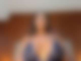 Live cam show with Milf Mia - Joi on Hubzter Live