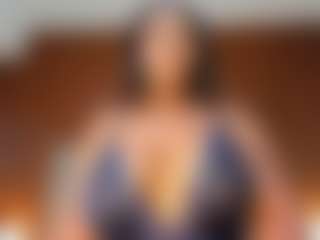 Live cam show with Milf Mia - BBW Ebony on infinitiblacc.com
