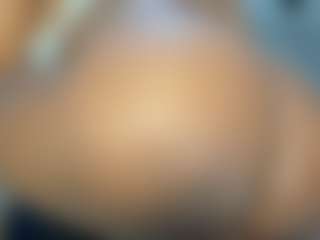 Live cam show with Milf Mia - Cowgirl on WildCum