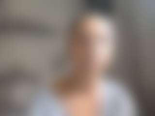 Live cam show with brenda89 - Bedroom on Soda Cam