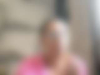 Live cam show with brenda89 - Blowjob on studioflirtlive.com