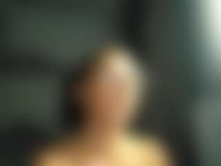 Live cam show with brenda89 - Public MILF on live.xheat.ai