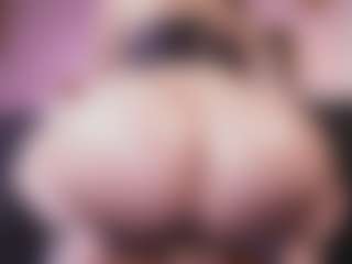 Emma R's Live Sex Cam Show