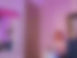 Live cam show with Emma R - Blonde Hair on https://playwithruby.com
