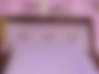 Live cam show with Emma R - Bikini on Camsoda