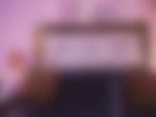 Live cam show with Emma R - Grandes Tetas on SpunkLive