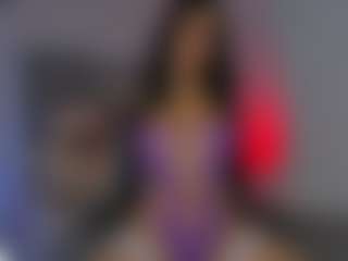 Lana Belle MILF webcam performer live streaming