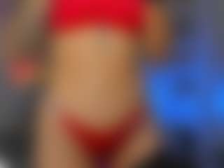 Live cam show with Lana Belle - Shaved Pussy MILF on Chatstar