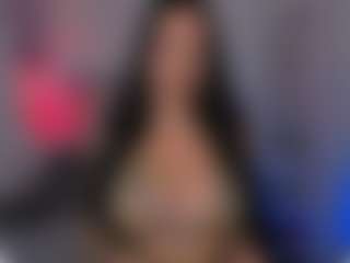 Live cam show with Lana Belle - College MILF on crypto-cams