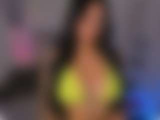 Live cam show with Lana Belle - Smoking on Uber Horny