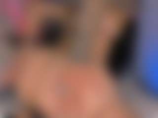 Live cam show with Lana Belle - Squirt on luckytryst.com