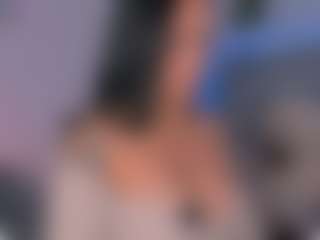 Live cam show with Lana Belle - Big Tits on Camsoda