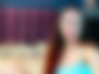 Live cam show with Iris - Average on Camsoda