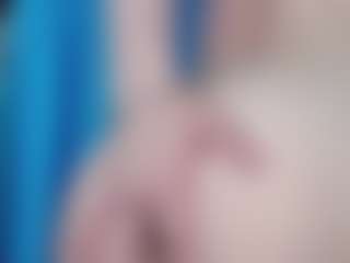 Iris's Live Sex Cam Show