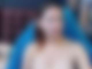 Live cam show with Iris - Hairy Pussy on Sweet Sext