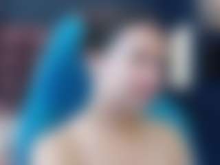 Live cam show with Iris - Hairy Pussy Red Hair on xDating