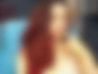 Live cam show with Iris - Average on Dare Cams