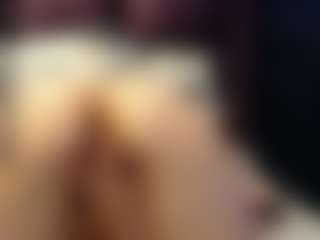 Iris's Live Sex Cam Show