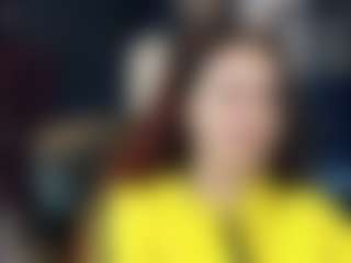 Live cam show with Iris - Average on camtv
