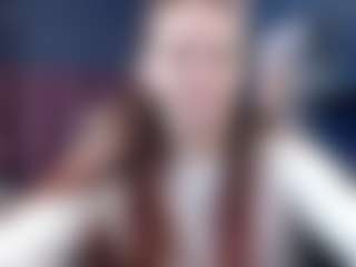 Live cam show with Iris - Brown Eyes Red Hair on CamwithHer